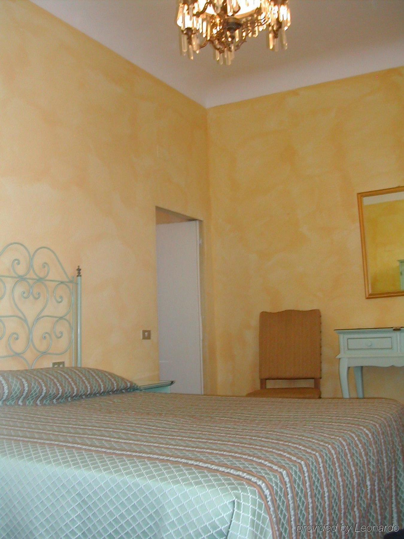 Hotel Palazzo Dal Borgo Florence Phòng bức ảnh